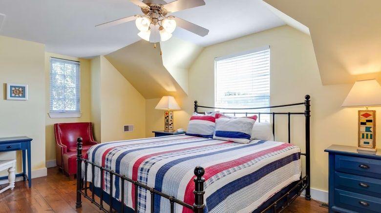 <b>Stormy Point Village Room</b>. Images powered by <a href="https://www.leonardoworldwide.com/" title="Leonardo Worldwide" target="_blank">Leonardo</a>.