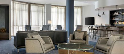 Courtyard Republic Arpt Long Island Lobby