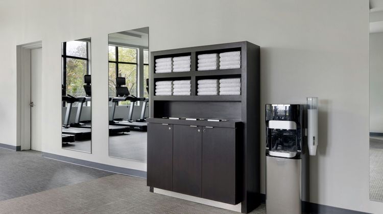 Courtyard Republic Arpt Long Island Health Club