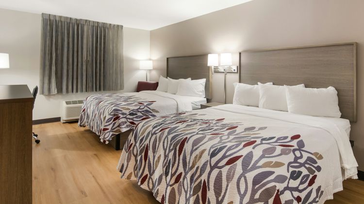 Red Roof Inn Shamrock Room