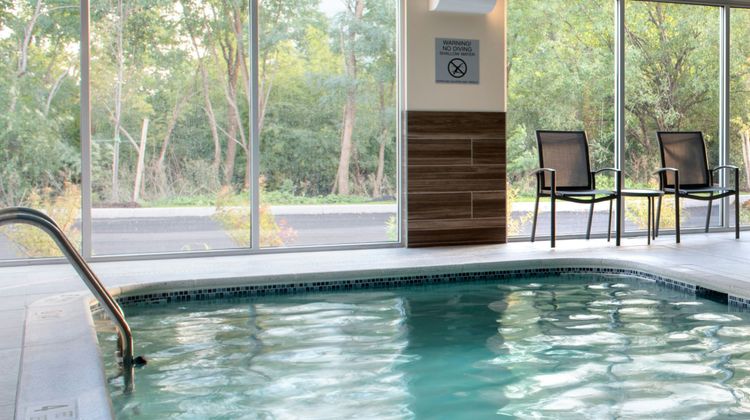 Fairfield Inn & Suites Buffalo/Amherst Pool