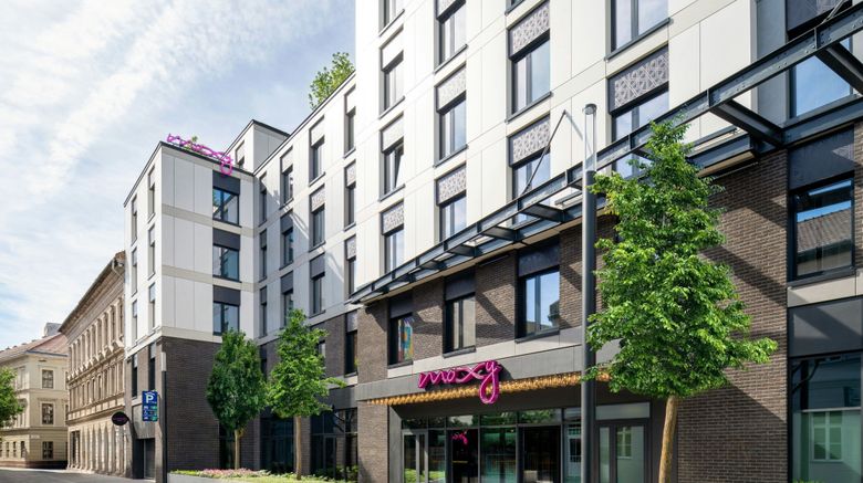 Moxy Budapest Downtown Exterior. Images powered by <a href="https://www.leonardoworldwide.com" target="_blank" rel="noopener">Leonardo</a>.