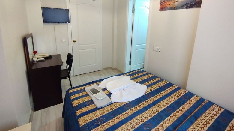<b>Anadolu Hotel Room</b>. Images powered by <a href="https://www.leonardoworldwide.com/" title="Leonardo Worldwide" target="_blank">Leonardo</a>.