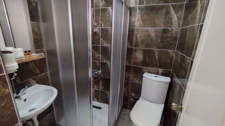 <b>Anadolu Hotel Room</b>. Images powered by <a href="https://www.leonardoworldwide.com/" title="Leonardo Worldwide" target="_blank">Leonardo</a>.