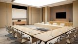 <b>Saadiyat Rotana Resort and Villas Meeting</b>. Images powered by <a href="https://www.leonardoworldwide.com/" title="Leonardo Worldwide" target="_blank">Leonardo</a>.
