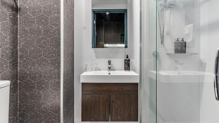 Abstract Hotel & Residences Room
