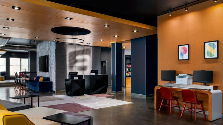 Aloft Richmond West Short Pump Lobby