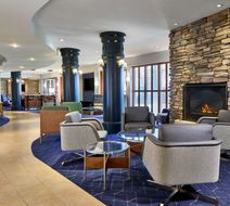 Courtyard by Marriott Rochester Brighton Lobby