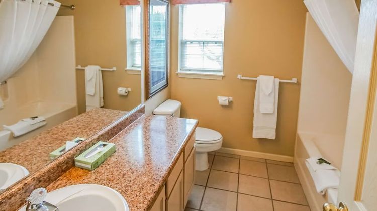 Carriage Place Room