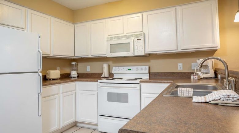 <b>Carriage Place Room</b>. Images powered by <a href="https://www.leonardoworldwide.com/" title="Leonardo Worldwide" target="_blank">Leonardo</a>.