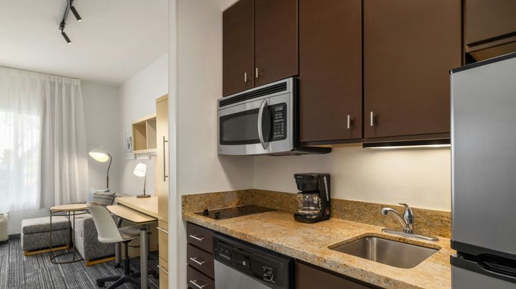 TownePlace Suites Phoenix Goodyear Room