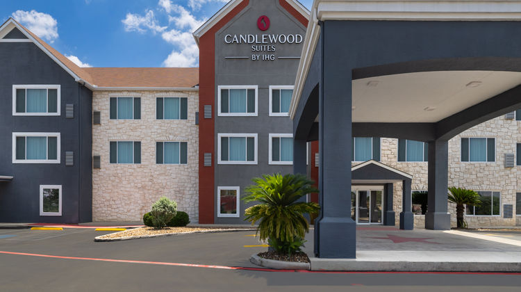Candlewood Suites Fort Sam Houston Exterior