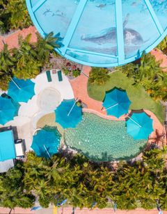 Riviera Resort