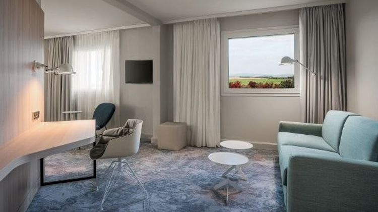 Jangle Hotel Paris CDG Airport Suite