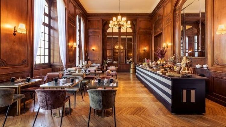 Chateau Jeanne & The Forest Restaurant