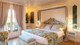 Chateau Jeanne & The Forest Room