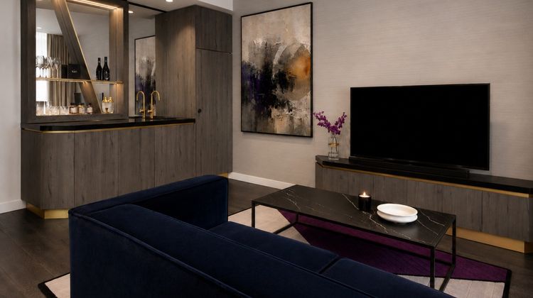 Hotel X Brisbane-Vignette Collection Suite