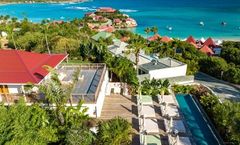 Tropical Hotel