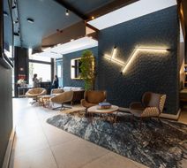 Axis Porto Club Hotel Lobby