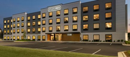 StudioRes Leland Exterior