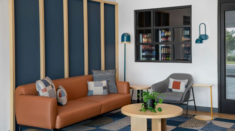 <b>StudioRes Leland Lobby</b>. Images powered by <a href="https://www.leonardoworldwide.com/" title="Leonardo Worldwide" target="_blank">Leonardo</a>.