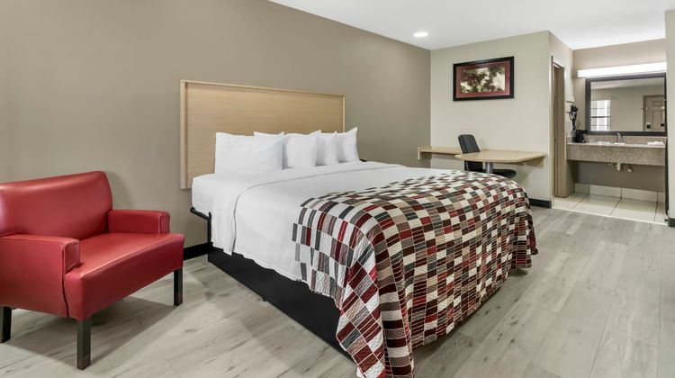 Red Roof Inn West Memphis, AR Room