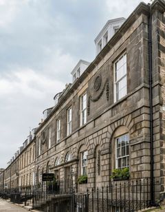 Albany Hotel