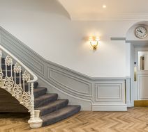 Princes Square Hotel Lobby