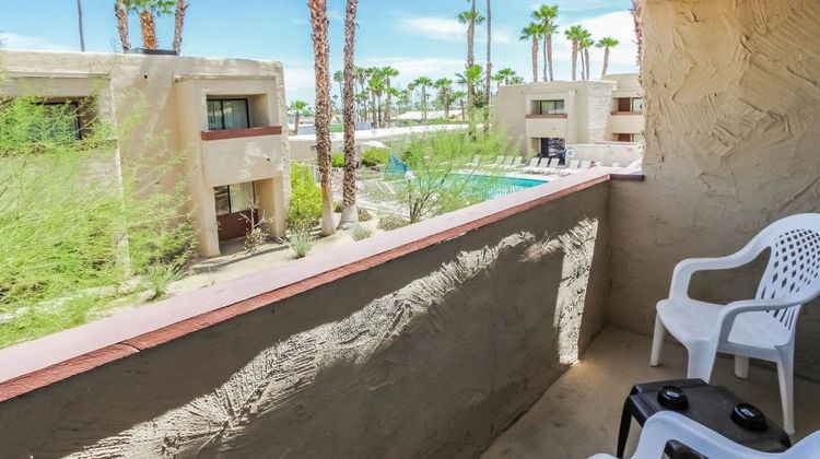 Desert Vacation Villas Room