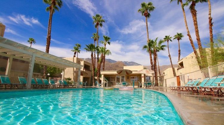 Desert Vacation Villas Pool