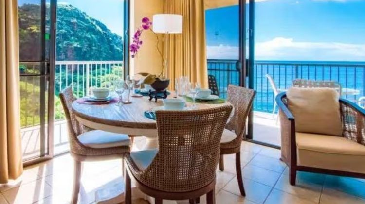 Hawaiian Princess at Makaha Room
