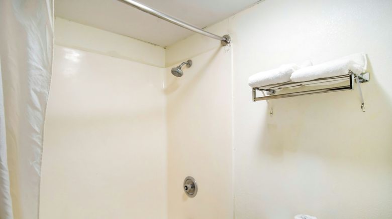 <b>OYO Hotel Hutchinson KS West 4th Ave Room</b>. Images powered by <a href="https://www.leonardoworldwide.com/" title="Leonardo Worldwide" target="_blank">Leonardo</a>.