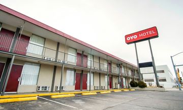 OYO Hotel Hutchinson KS West 4th Ave