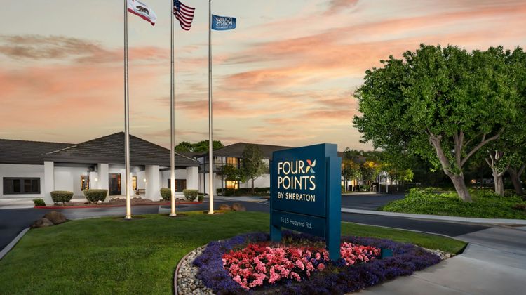 Four Points by Sheraton Pleasanton Exterior