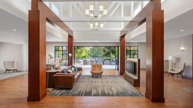 Four Points by Sheraton Pleasanton Lobby