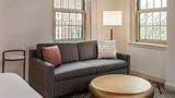 Sheraton Commander Hotel Suite