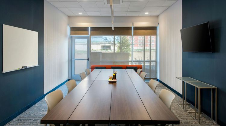 SpringHill Suites Buffalo Airport Meeting