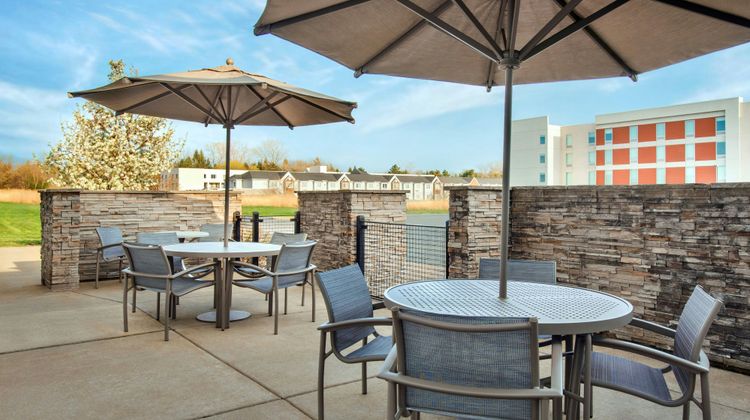 SpringHill Suites Buffalo Airport Exterior