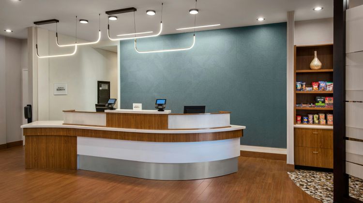 SpringHill Suites Buffalo Airport Lobby