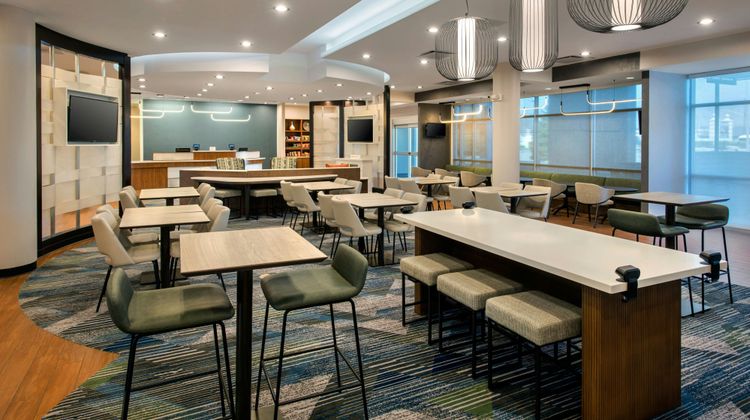 SpringHill Suites Buffalo Airport Lobby