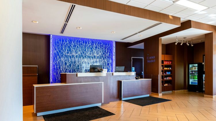 Fairfield Inn & Suites Richmond West Lobby