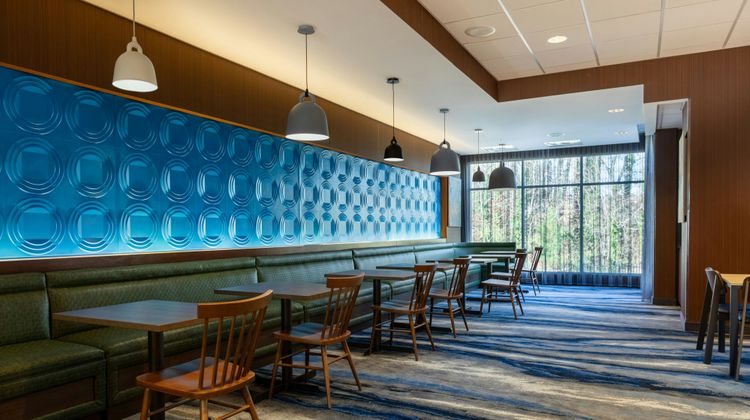 Fairfield Inn & Suites Richmond West Restaurant