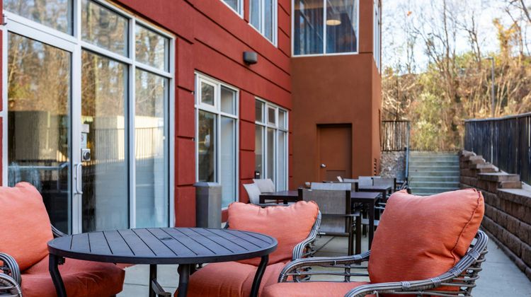 Fairfield Inn & Suites Richmond West Exterior