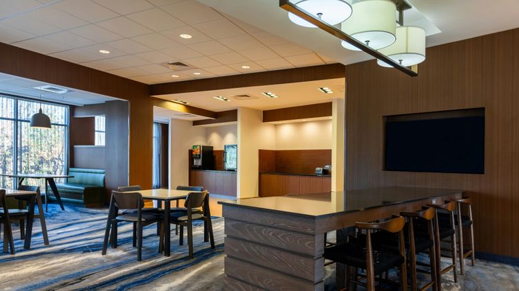 Fairfield Inn & Suites Richmond West Restaurant