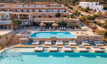 Luura Paros Cliff