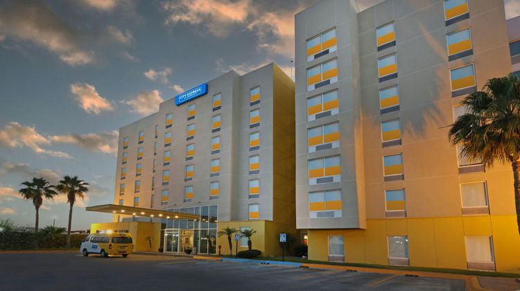 City Express by Marriott Mexicali Exterior