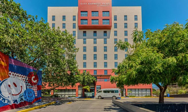 City Express Plus by Marriott Exterior