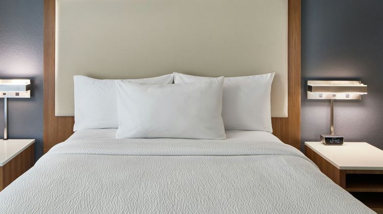 SpringHill Suites Atlanta Alpharetta Room
