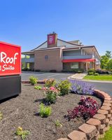 Red Roof Inn & Suites Marysville
