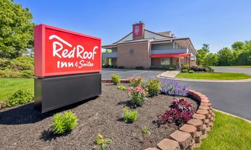 Red Roof Inn & Suites Marysville